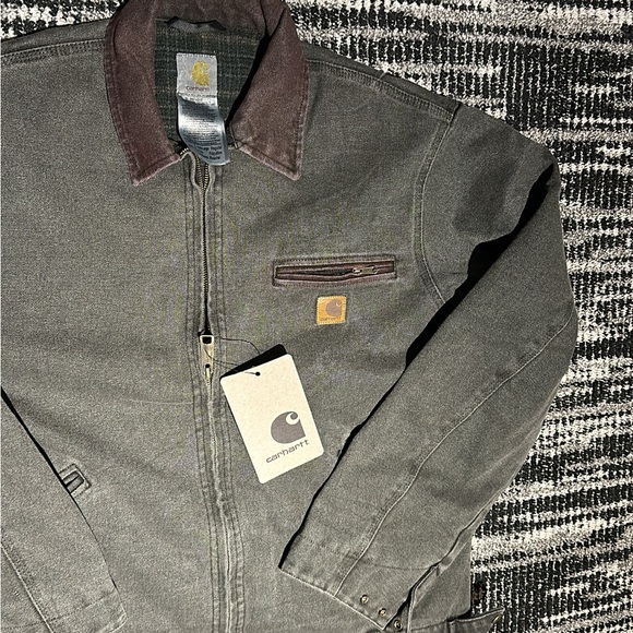 Carhart jacket - Picture 3 of 10